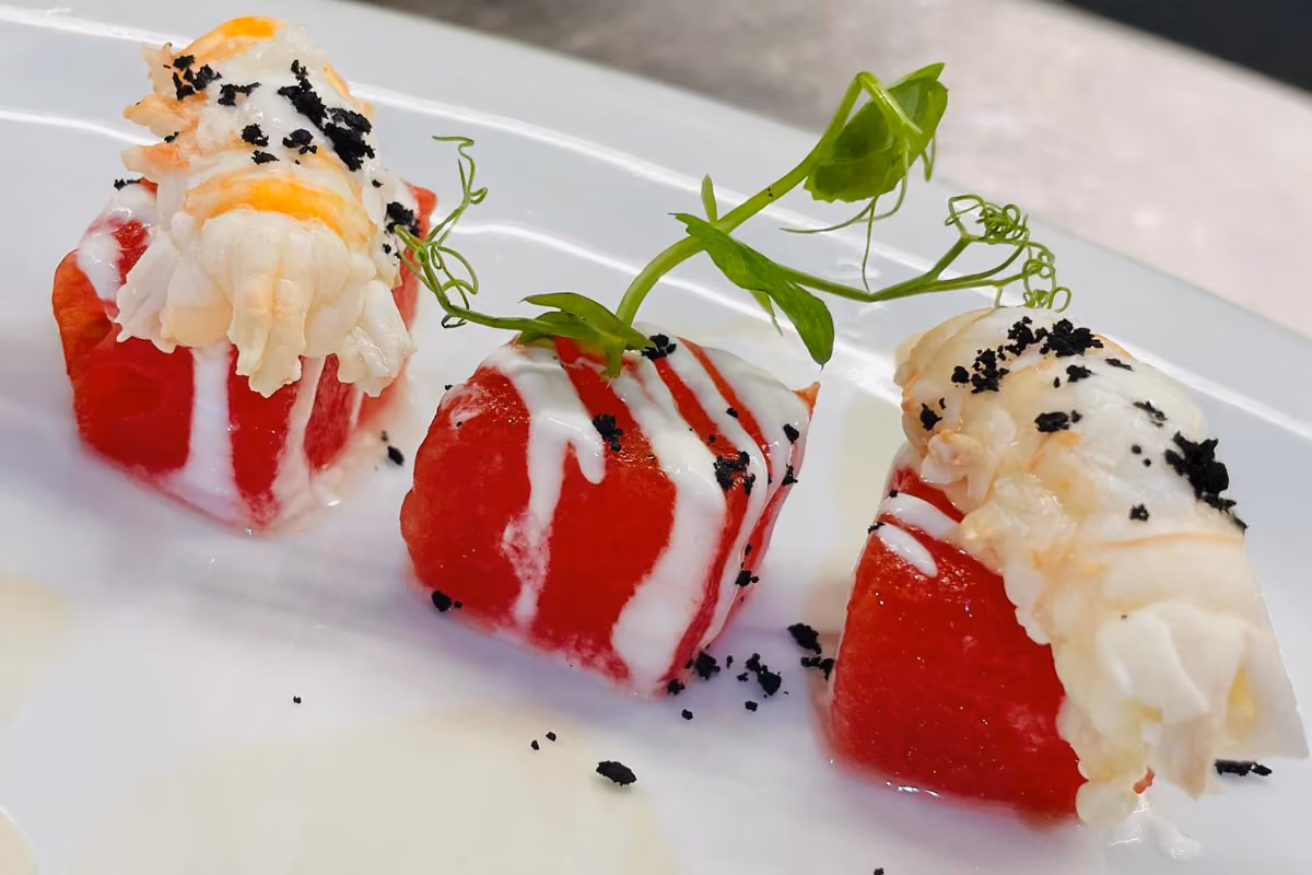 Anguria in osmosi alla Sambuca con scampi: ricetta gourmet