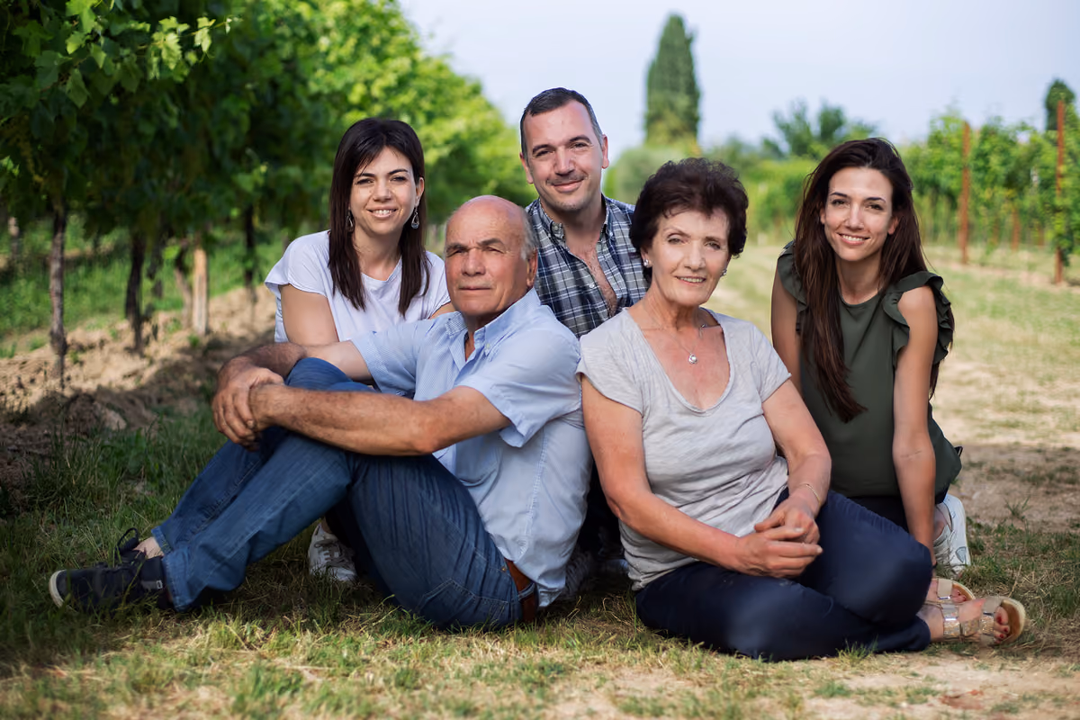 Da 8 ettari e vino in damigiana a 800mila bottiglie: una storia di Valdobbiadene