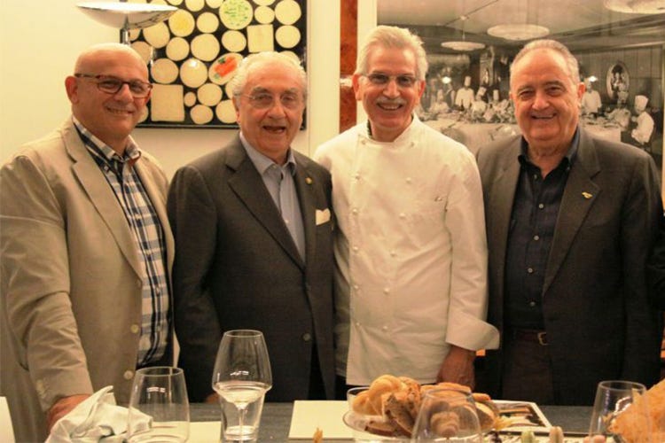 Claudio Sadler, Gualtiero Marchesi, Sergio Mey e Aimo Moroni ()