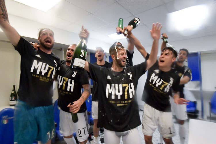 (La Juve festeggia con Ferrari Trentodoc il 7° scudetto di fila e i 120 anni di storia)