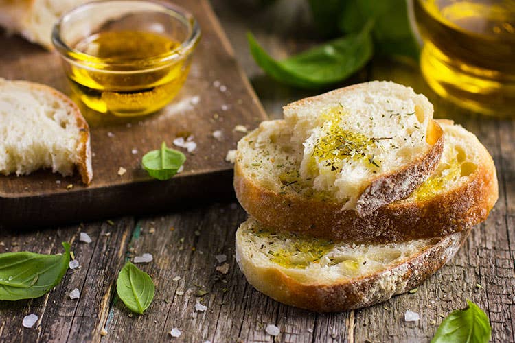 (Pane e olio, un colpo sicuro per la salute dell'organismo)