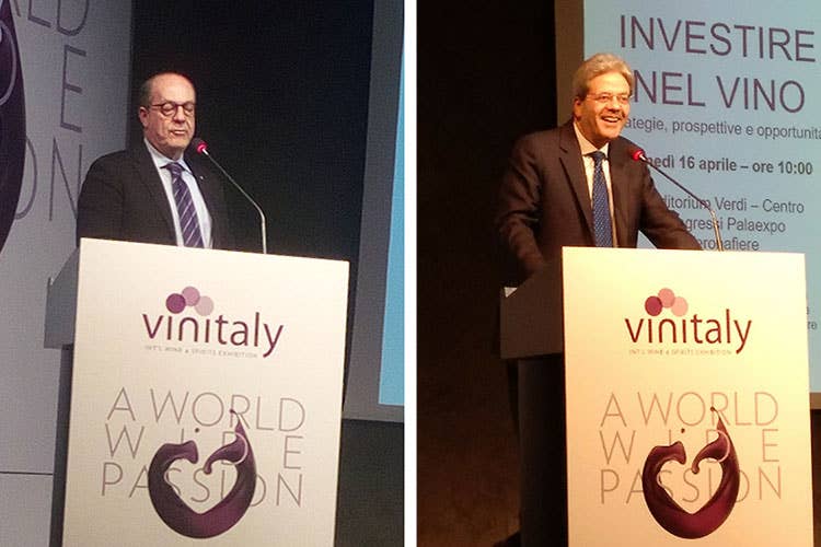 Paolo De Castro e Paolo Gentiloni (Strategie, prospettive e opportunità Il futuro del vino italiano a Vinitaly)