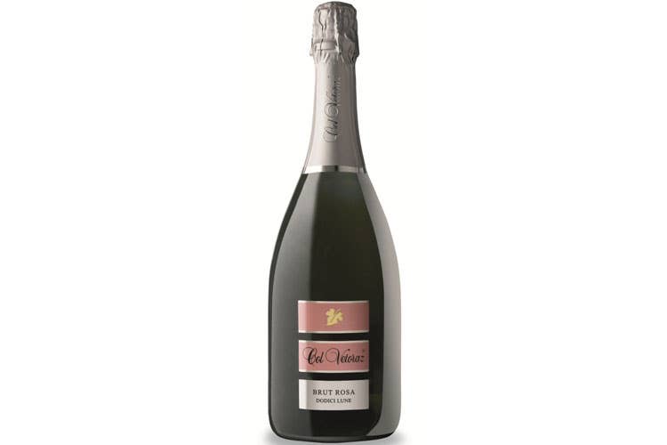 Un brut in rosa per brindare all'estate Da Col Vetoraz, Dodici Lune Rosa