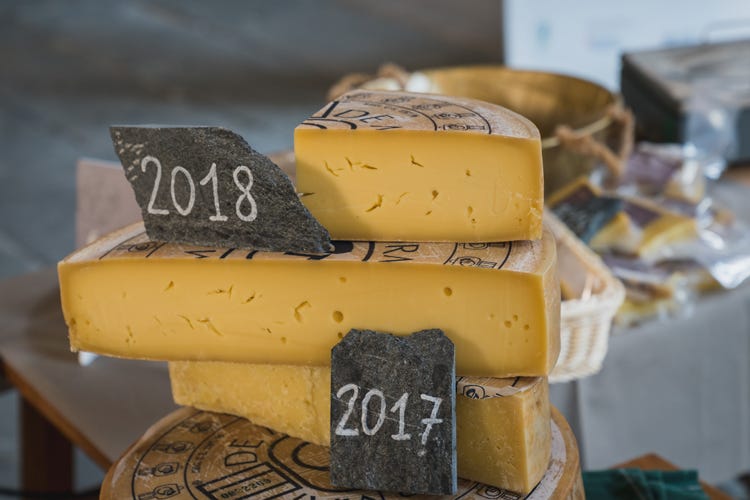 (Forme, Bergamo capitale dell'arte casearia Grande attesa per i World Cheese Awards)