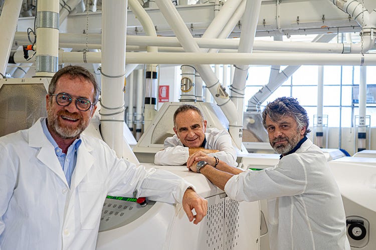 Massimo, Silvio e Andrea Grassi - Molino Grassi, maestri del bio Ricerca e qualità i punti di forza