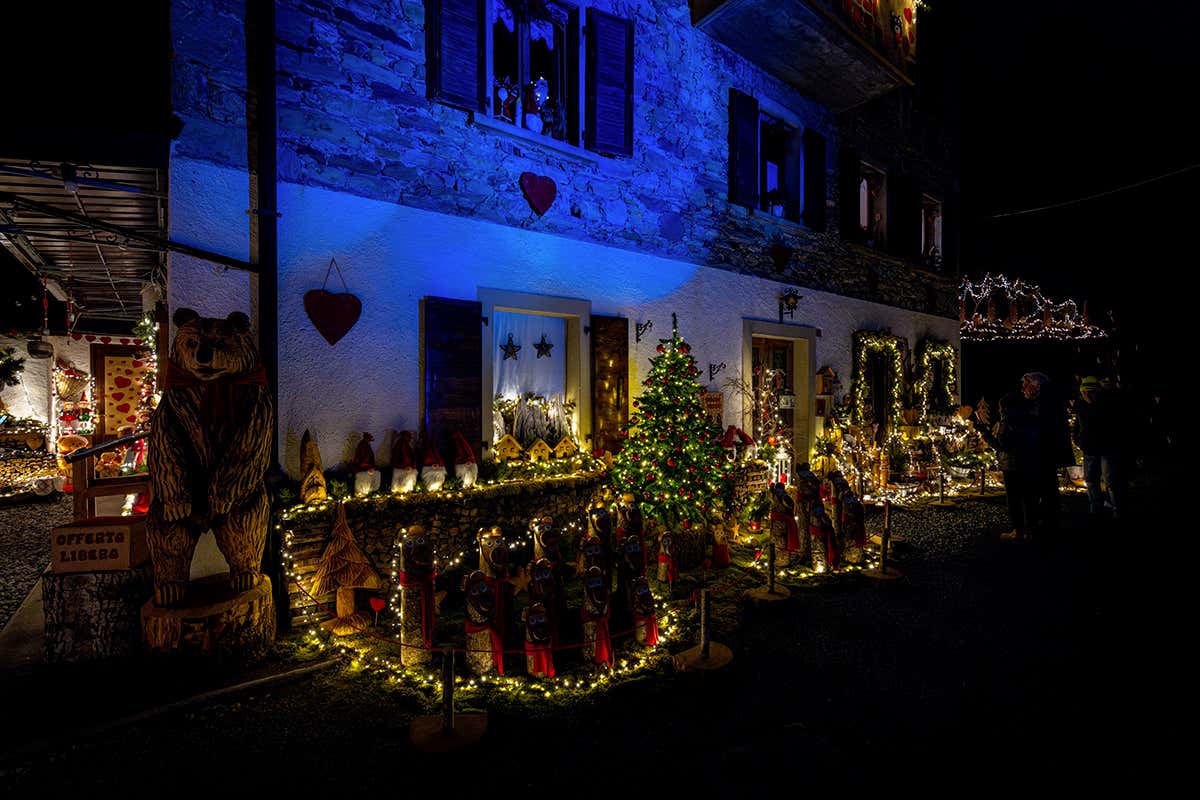 Sutrio, il borgo in Carnia che durante le festività si trasforma in un presepe 