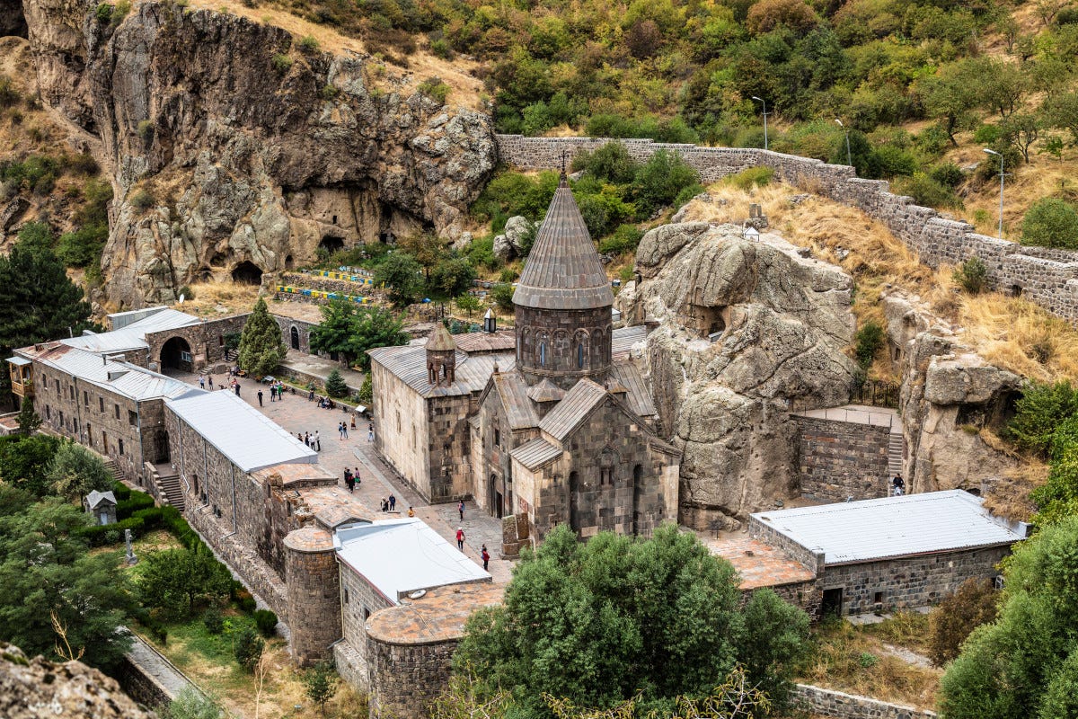 Viaggio in Armenia, la vera patria del vino: ecco perché e cosa vedere