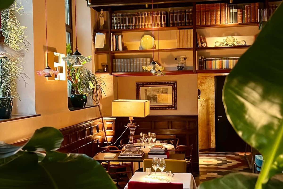 Cantina Piemontese, atmosfere della vecchia Milano e un salotto “nascosto”