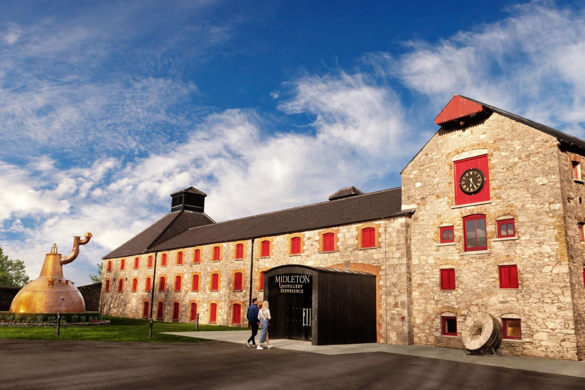 In Irlanda alle origini del whiskey: gli itinerari e le distillerie da non perdere