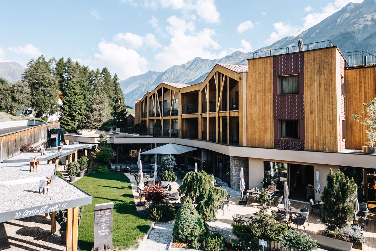Dentro le nuove suite e le aree wellness dell'Hotel Gassenhof