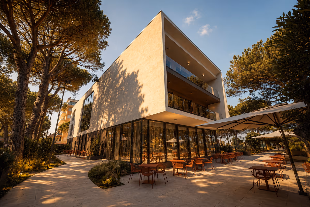 Il MarePineta di Milano Marittima festeggia i cento anni con una nuova Club House