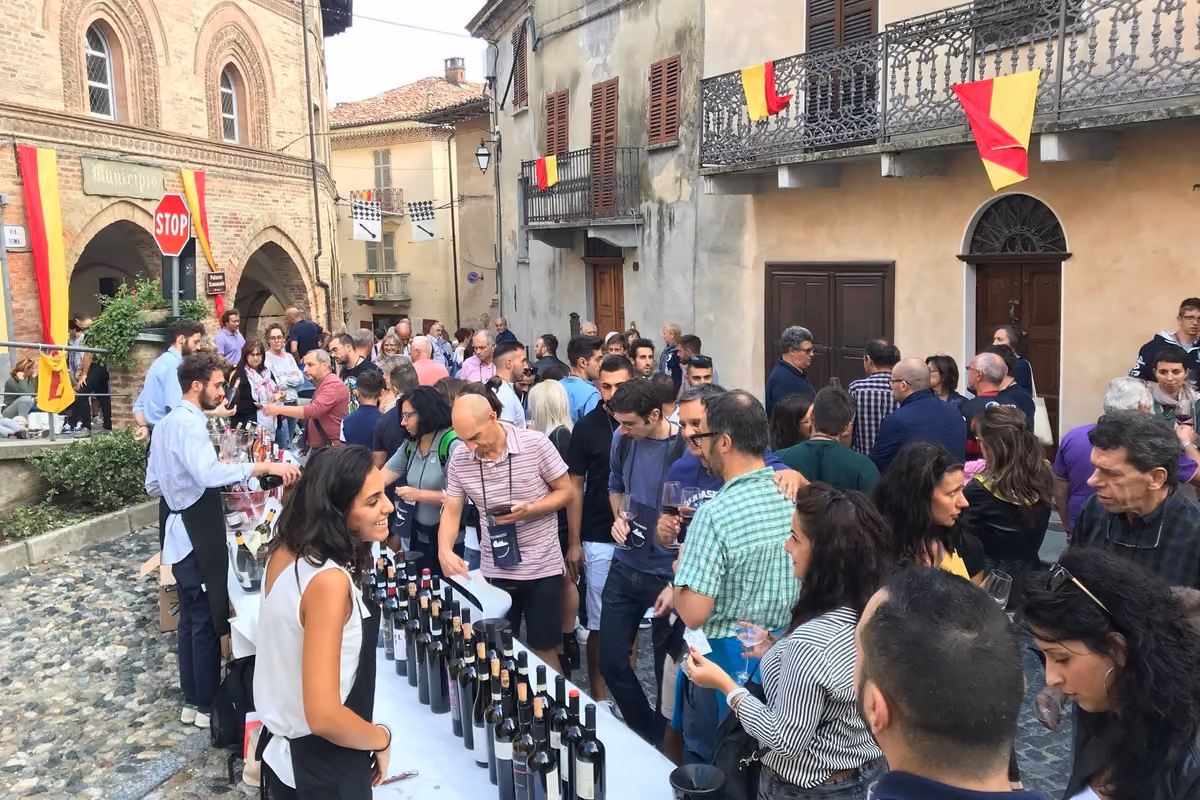 A Cocconato, borgo astigiano, un weekend dedicato a vino e sapori piemontesi