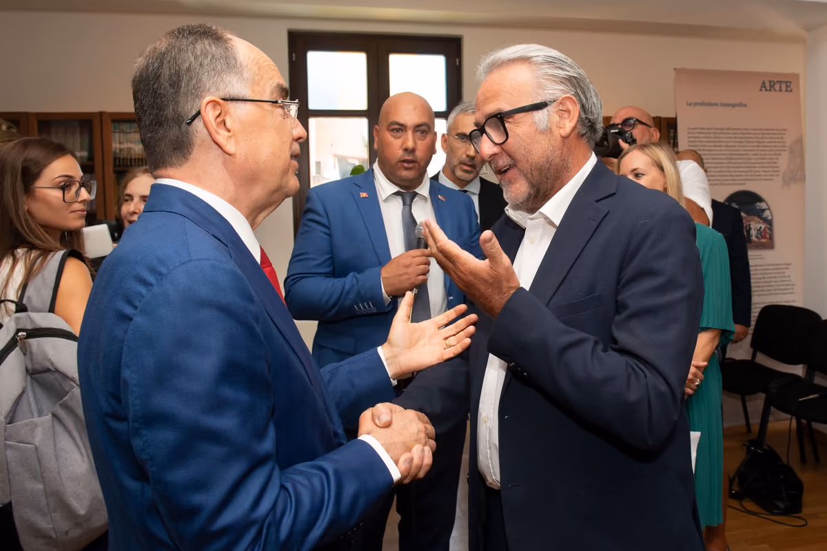 Il presidente albanese in visita a San Marzano, dove restano le radici arbëreshe dell’Elisir Borsci