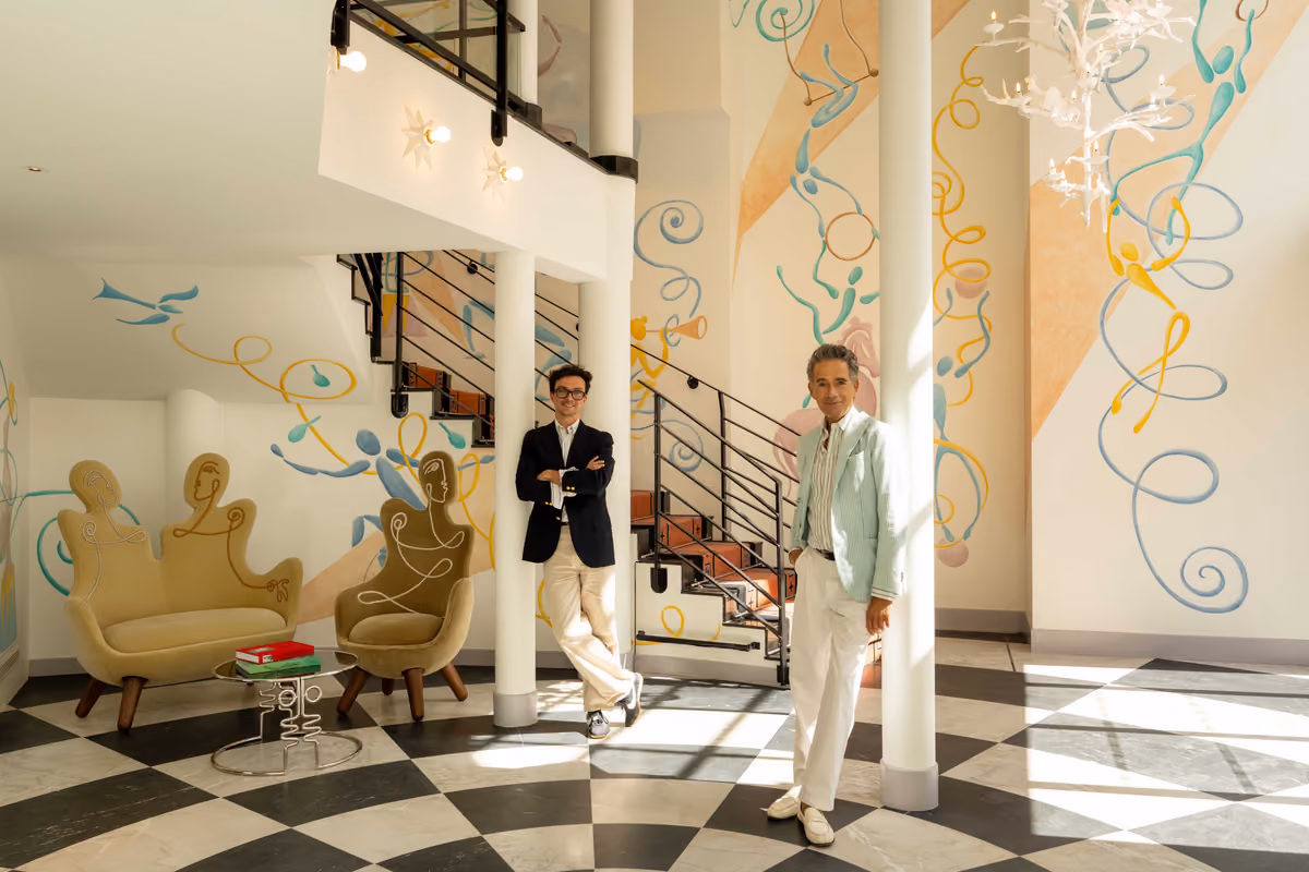 A Parigi ha aperto un hotel ispirato al teatro e agli artisti di Montparnasse