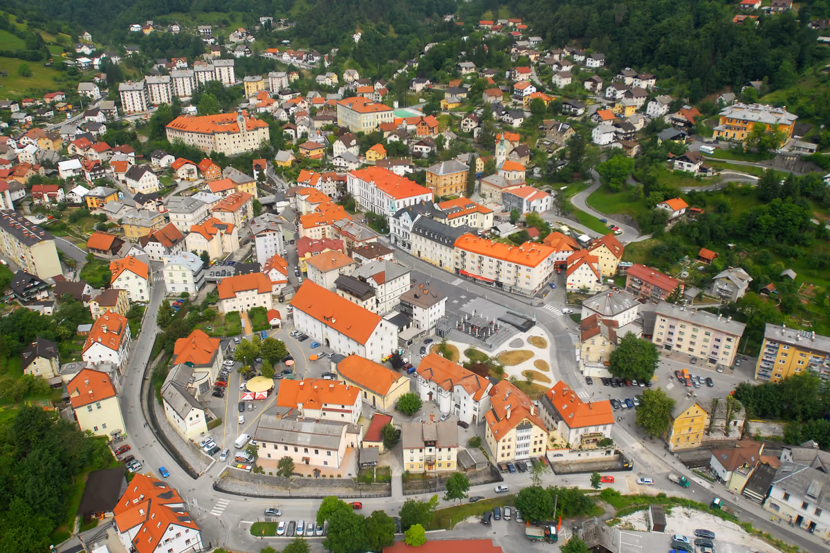 Era la città del mercurio, oggi è una delle piccole perle da scoprire in Slovenia