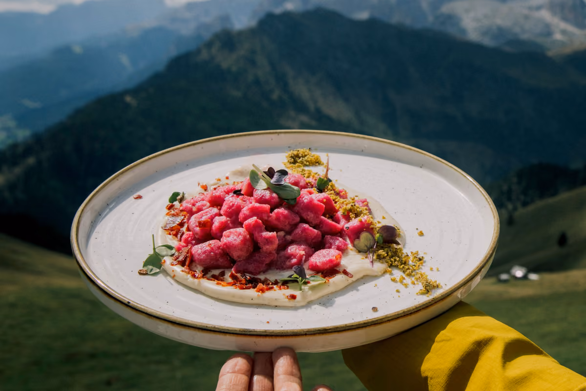 In Val di Fassa, una settimana con “I Menù” per scoprire le Dolomiti a tavola