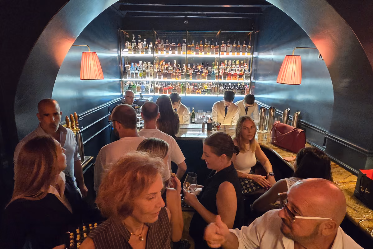 Jerry Thomas fa tris a Roma: il nuovo HausBar unisce cocktail e alta orologeria