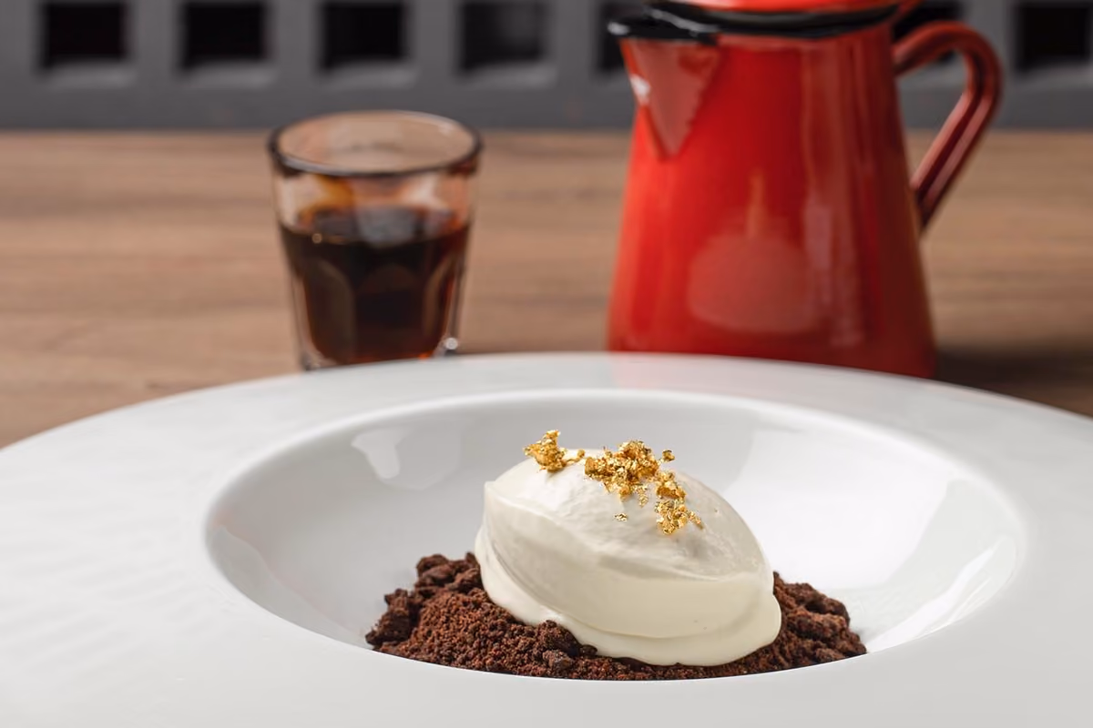 Tiramisù, una ricetta diversa dal solito: cremosa e leggermente alcolica