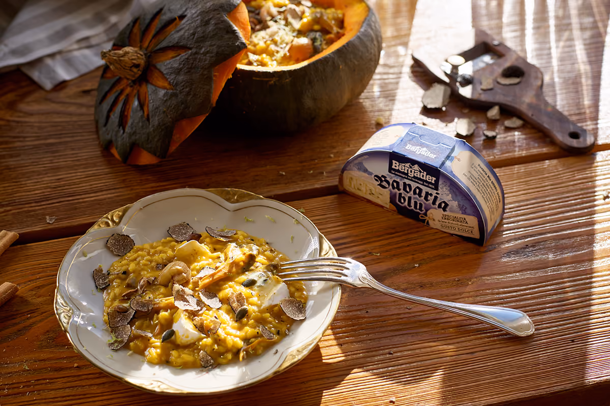 Risotto nella zucca con tartufo, Bavaria Blu e burro di malga: l’idea dello chef De Pra