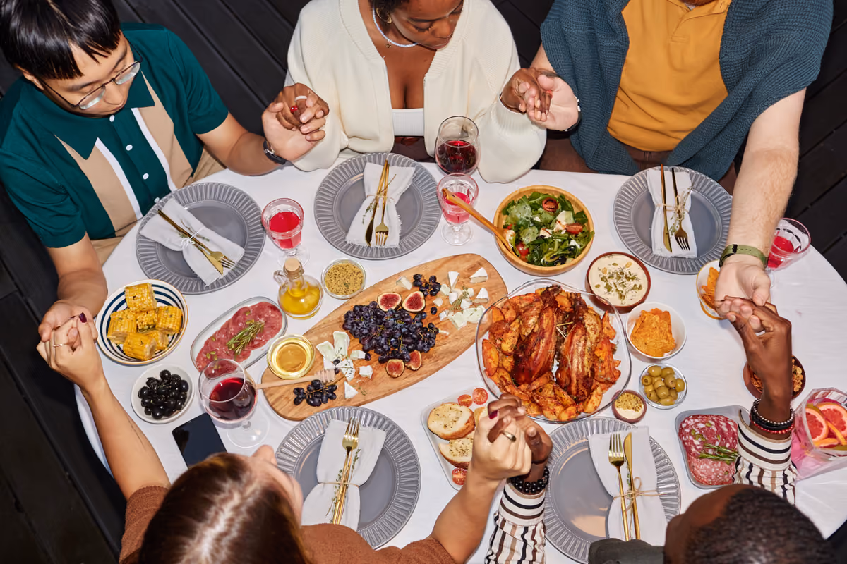 Il Corano nelle mense italiane? Il rapporto fra cibo e religione oltre le polemiche