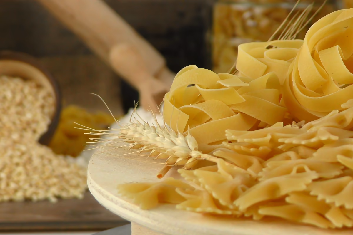 Pasta italiana, 4,2 milioni di tonnellate prodotte: l'Italia guida il mercato mondiale