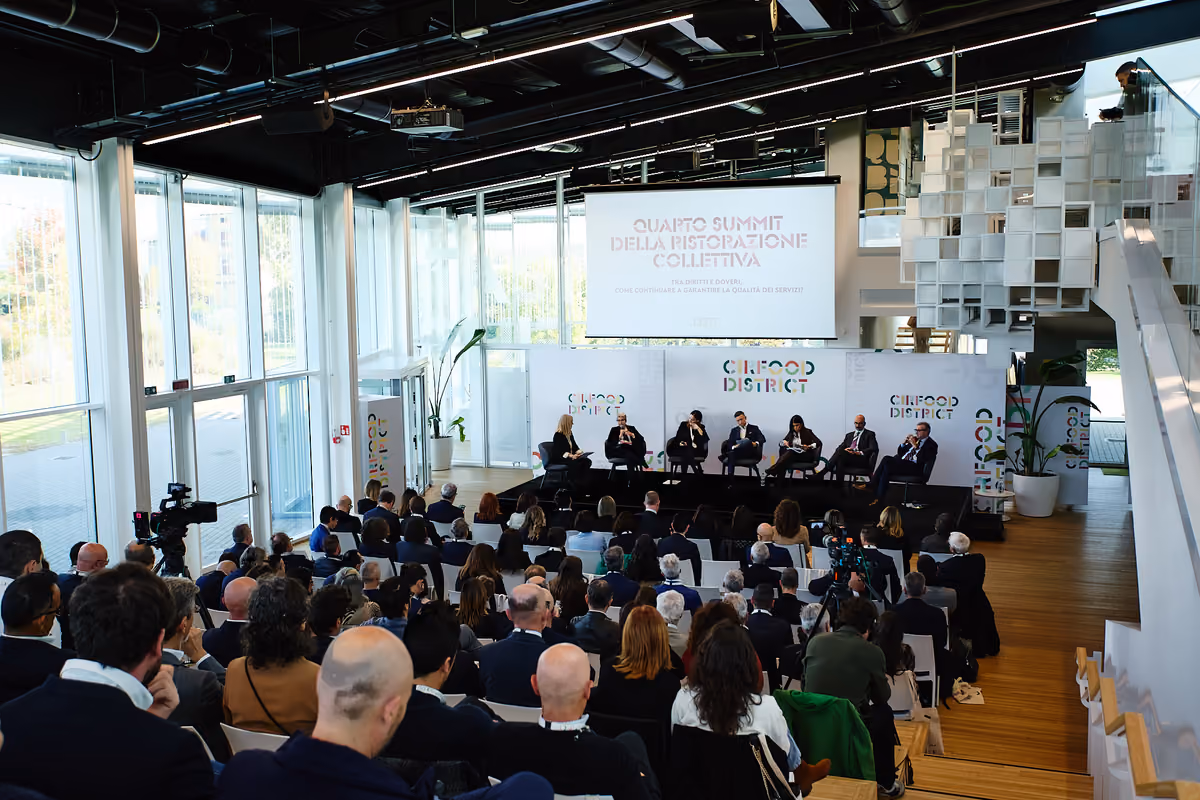 Ristorazione collettiva, dal Summit Cirfood l’allarme sui costi degli appalti