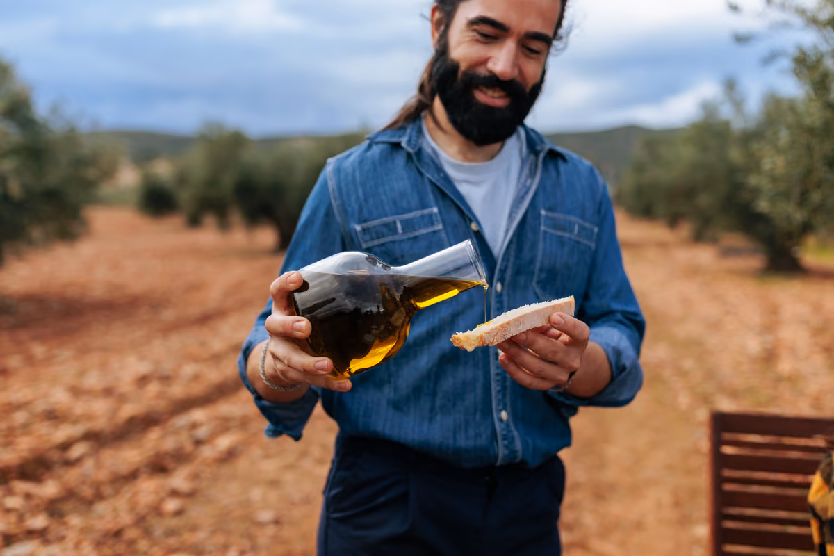 Ercole Olivario 2027, aperte le iscrizioni: le novità del concorso dedicato all'olio evo