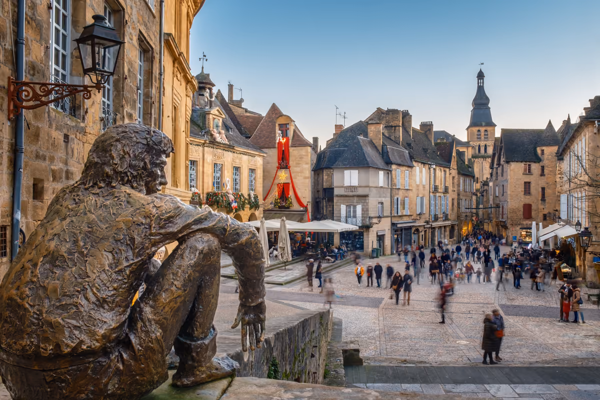 In Francia c'è una città medievale che è anche una capitale della gastronomia