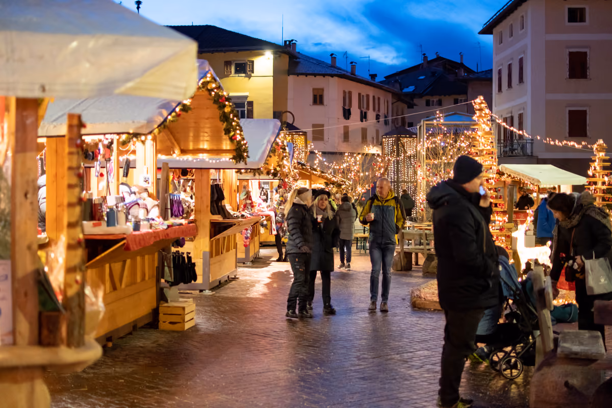 Castelli, mercatini, ciaspolate e tanto altro: le esperienze dell'inverno in Val di Non