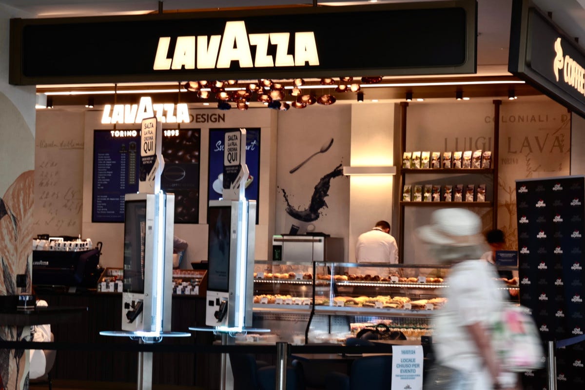 Lavazza, all'aeroporto di Capodichino uno store con caffè e specialità napoletane
