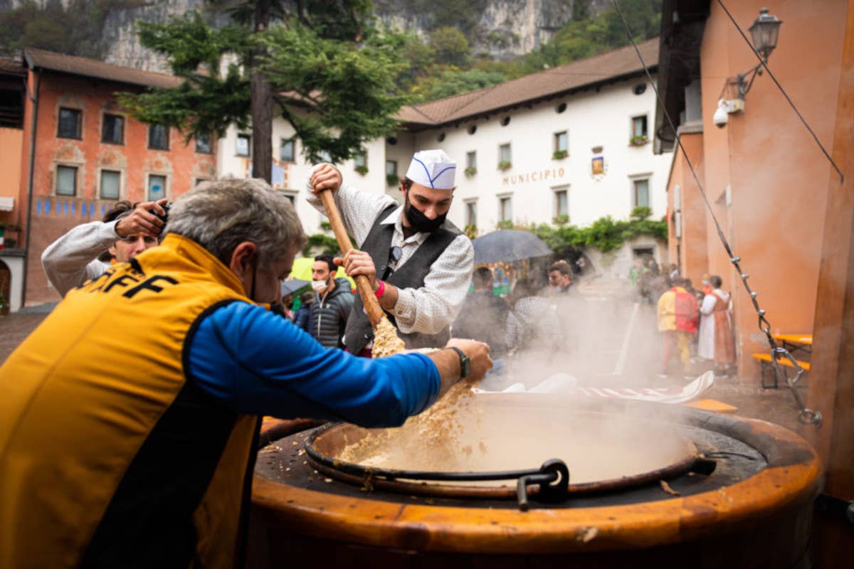 A ottobre tornano le Polentiadi di Storo: chi farà la polenta migliore?