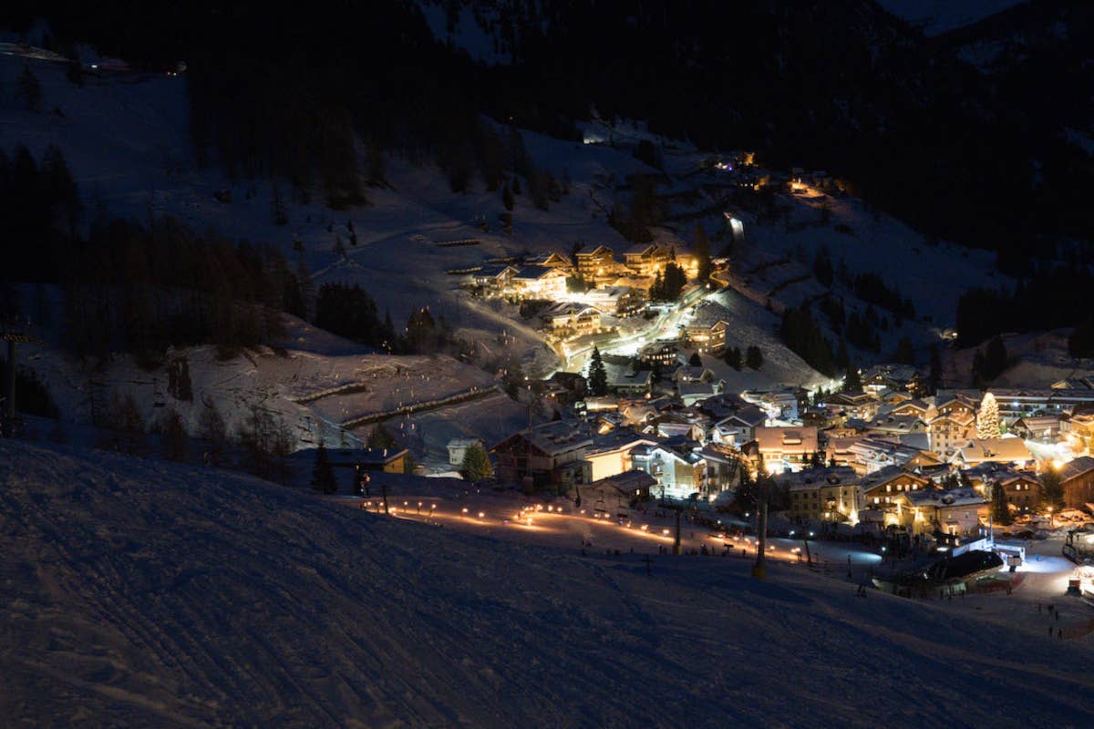 Arabba di notte: ciaspolate, fiaccolate e magia sotto le stelle