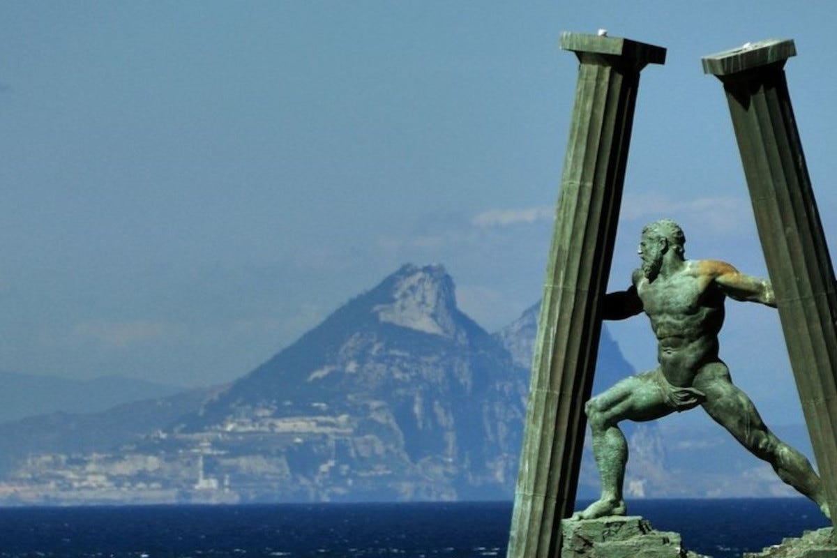 Dove Europa e Africa si sfiorano: scopriamo l'insolita Gibilterra