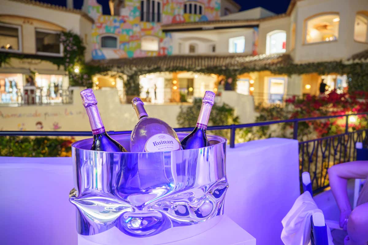 Al ristorante Meraviglioso l’estate golosa e canterina di Porto Cervo