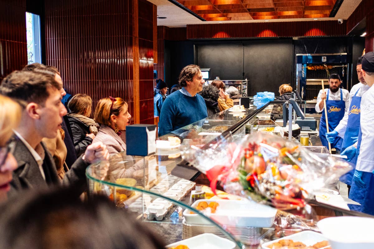 La doppia vita di Gabrini a Roma: gastronomia di giorno, osteria di sera