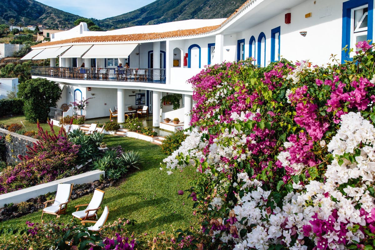 Come un vero isolano: le vacanze firmate Hotel Punta Scario a Salina