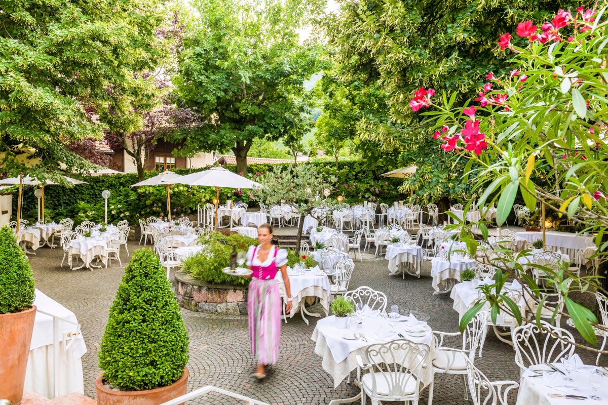 Al Romantik Hotel Oberwirt la dolce vita “sui tetti” di Merano