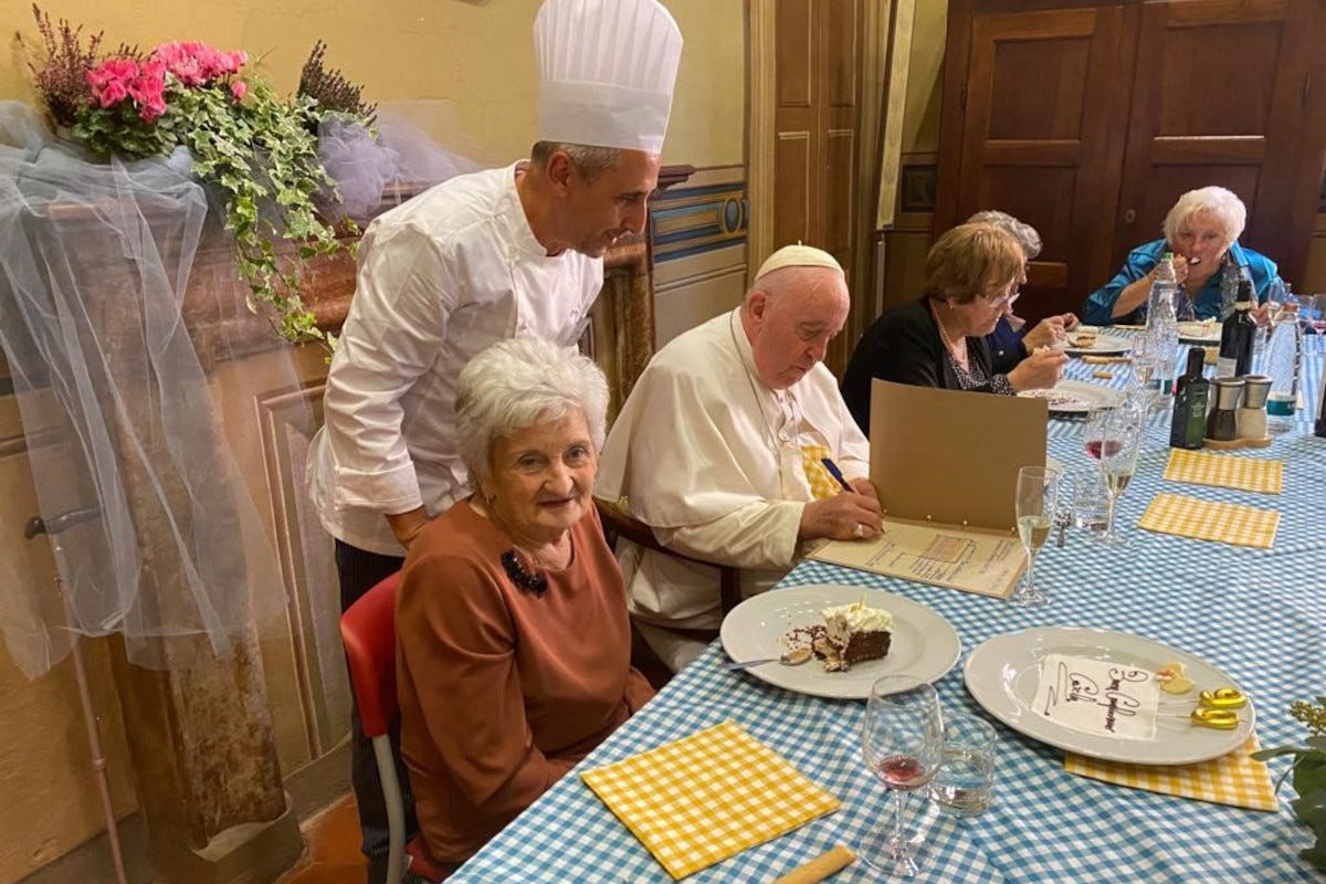 La torta di Papa Francesco per la cugina Carla: sette strati e ricetta esclusiva