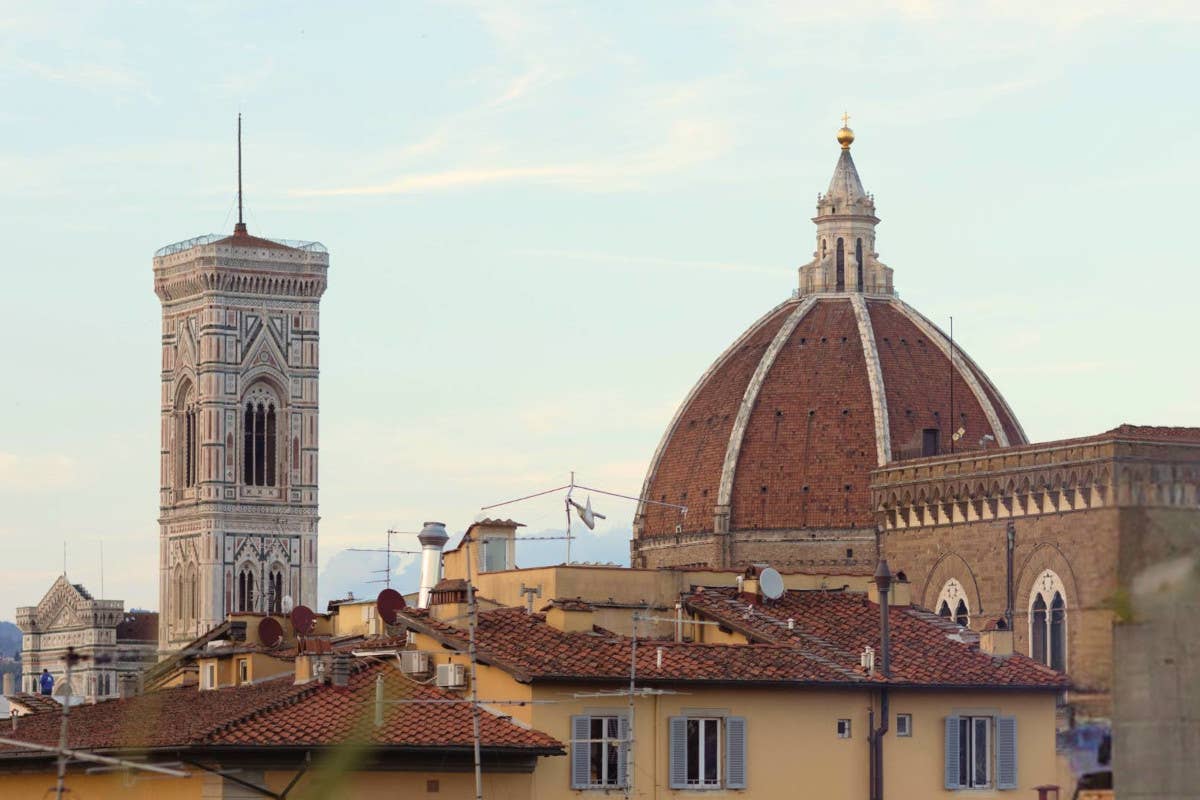 Ecco com'è il nuovo 701 Rooftop Bar di Ferragamo nel centro di Firenze