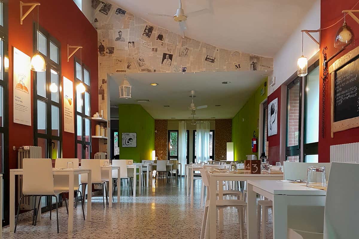 Una cucina che include tutti? Al Bistrò Popolare di Brescia