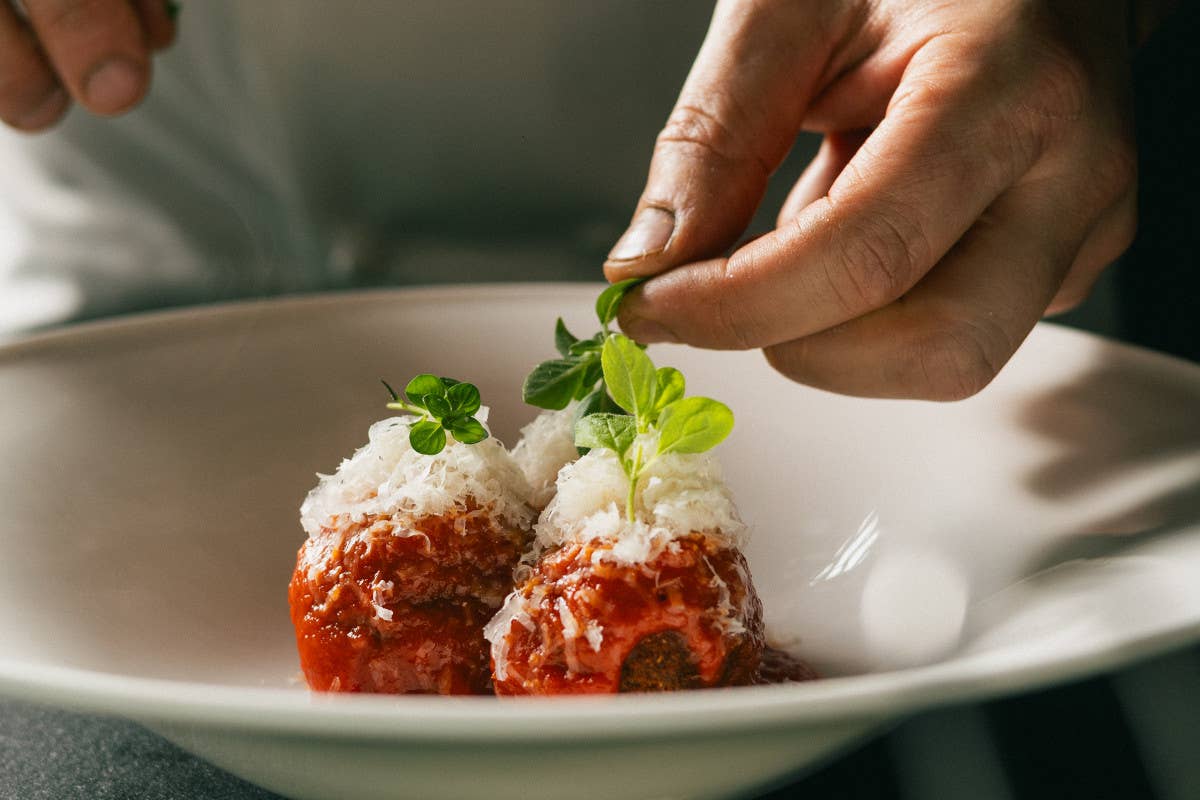 Ventuno.1, il ristorante con bottega che ad Alba unisce Campania e Piemonte