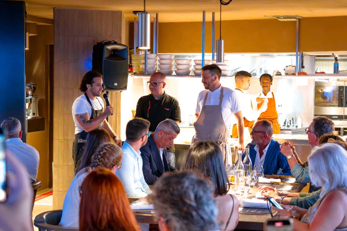 Alto Rooftop celebra la mixology: a Cervia il meglio di bartender e chef italiani Alto Rooftop celebra la mixology: a Cervia il meglio di bartender e chef italiani