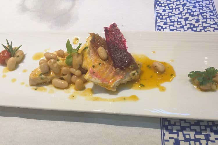 (Acqu'e Sale al porto di Sorrento Carne, pesce e pizza per 200 coperti) (Acqu'e Sale al porto di Sorrento Carne, pesce e pizza per 200 coperti)