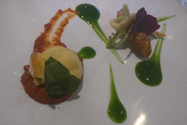 (Acqu'e Sale al porto di Sorrento Carne, pesce e pizza per 200 coperti) (Acqu'e Sale al porto di Sorrento Carne, pesce e pizza per 200 coperti)