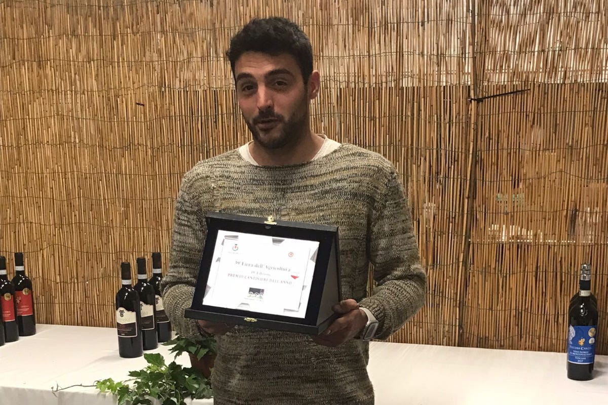 Andrea Goracci, cantiniere dell'anno per il vino Nobile di Montepulciano Vino Nobile di Montepulciano il miglior cantiniere è Andrea Goracci