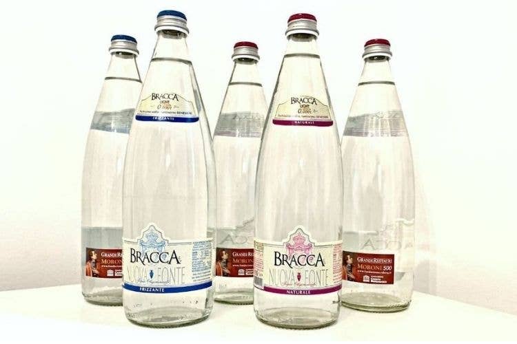 Acqua Bracca, sulle retroetichette l'omaggio a Giovan Battista Moroni -  Italia a Tavola