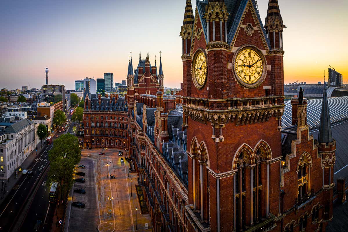 La Londra di Bridget Jones: un tour tra i luoghi iconici della saga La Londra di Bridget Jones: un tour tra i luoghi iconici della saga