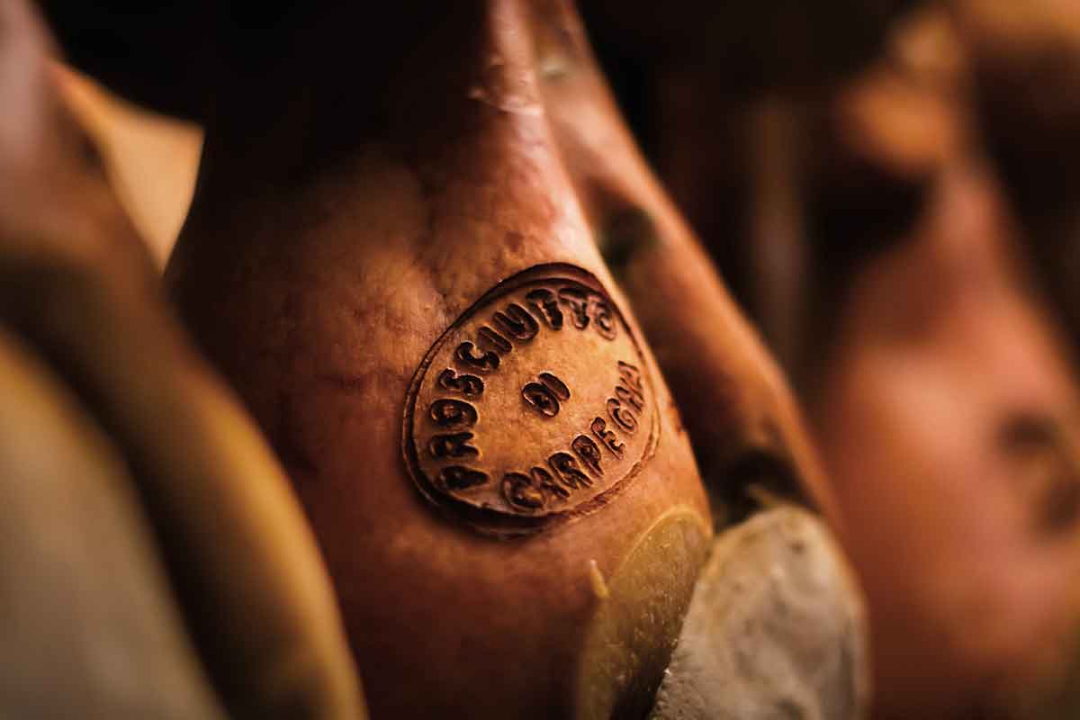 Prosciutto di Carpegna DOP e alta cucina: l’incontro firmato dai fratelli Capitaneo Prosciutto di Carpegna DOP e alta cucina: l’incontro firmato dai fratelli Capitaneo