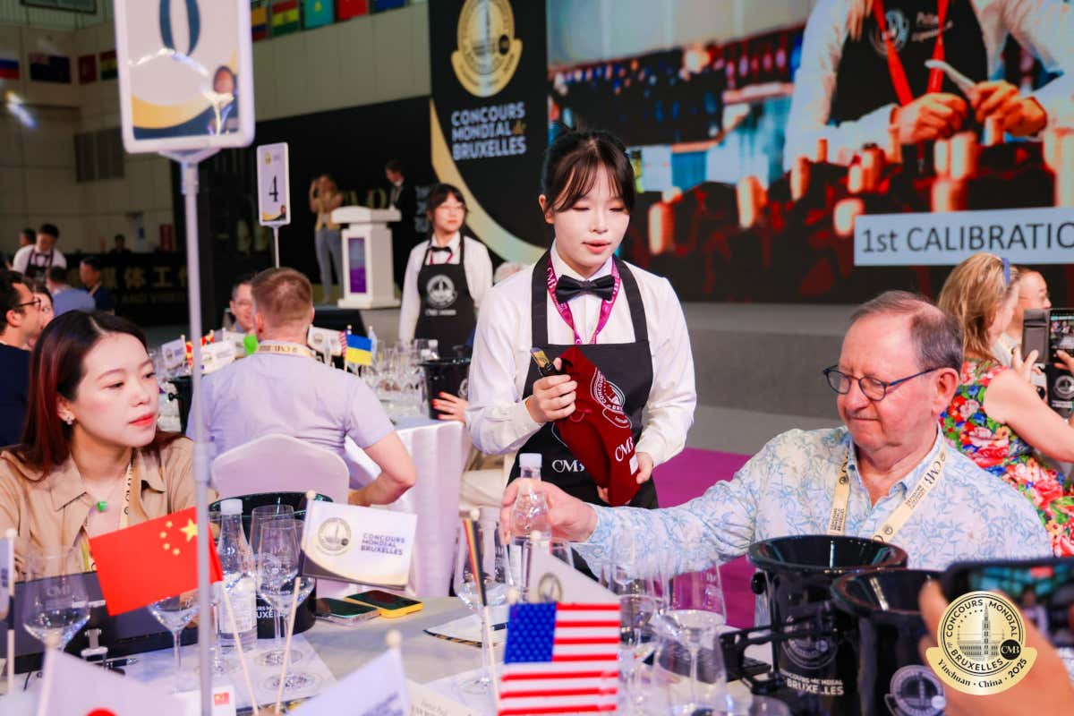 Dalla Cina all'Armenia e al Libano: le nuove frontiere del vino per i consumatori Dalla Cina all'Armenia e al Libano: le nuove frontiere del vino per i consumatori