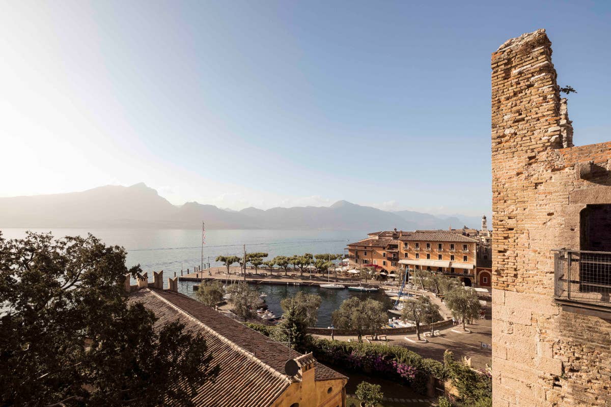 Torri del Benaco. Foto Florian Andergassen Cape of Senses spa e accoglienza esclusiva sul lago di Garda